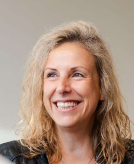 Julie Henry